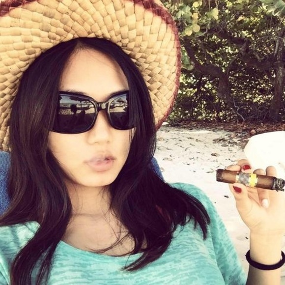 Meet your Posher, Mengjie - Picture 1 of 1